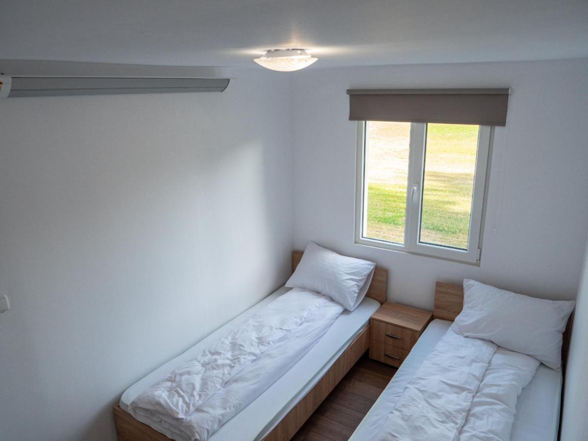 Poiana Cu Flori Aparthotel Máréfalva Kültér fotó